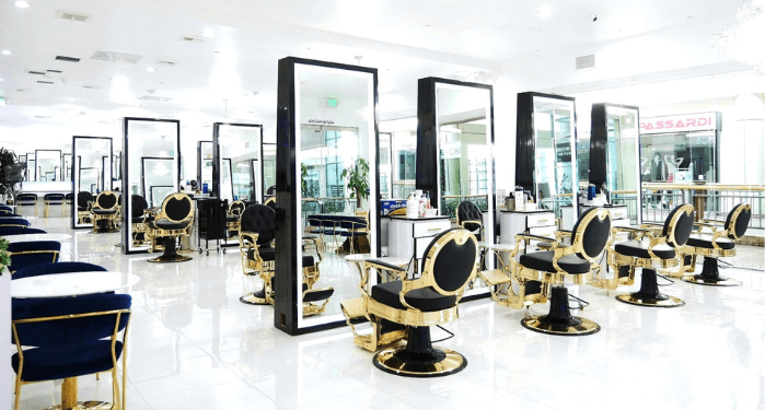 Double-sided salon mirror